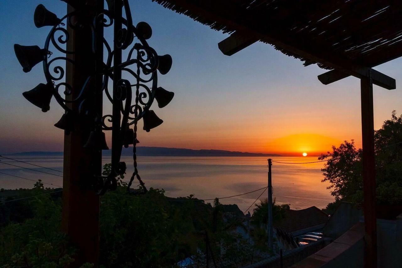 La Via Del Mare Bed & Breakfast Taormina Ngoại thất bức ảnh